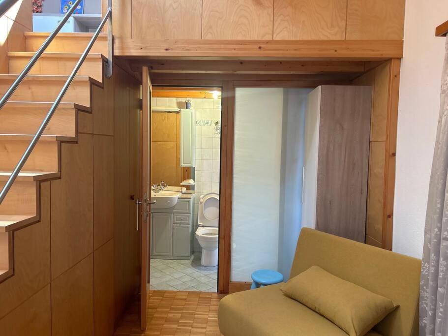 A Hilarious Hideaway In Roveredo 아파트 외부 사진